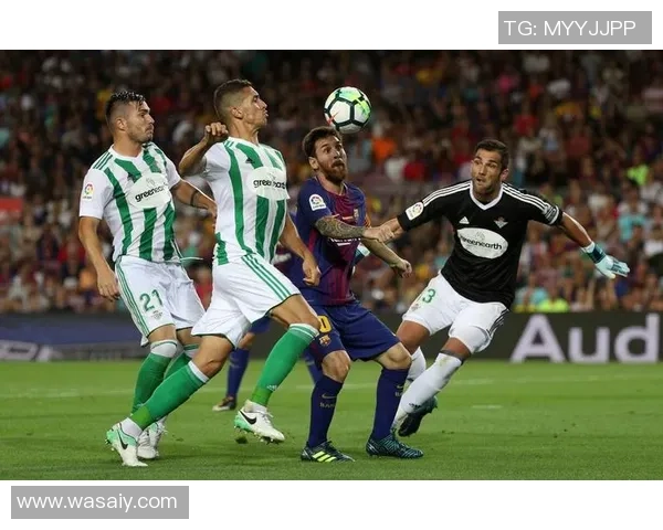 巴萨主场迎战皇家贝蒂斯期待精彩对决双方球迷齐聚一堂共襄盛举 巴萨主场迎战皇家贝蒂斯期待精彩对决双方球迷齐聚一堂共襄盛举